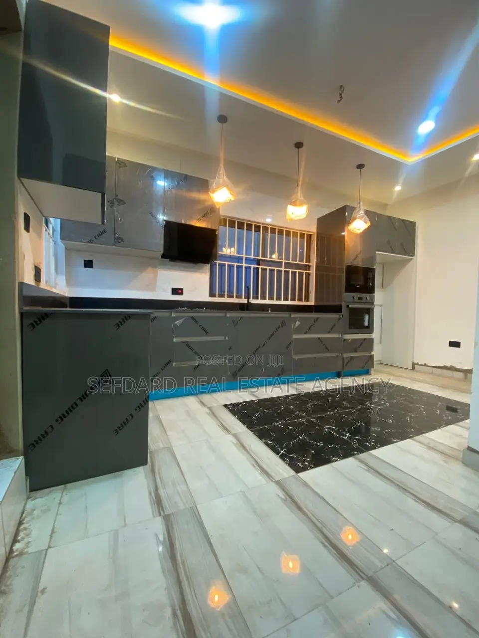 3bdrm House in Adenta for sale