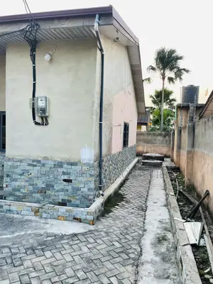 3bdrm Bungalow in Home Trust, Amasaman for sale