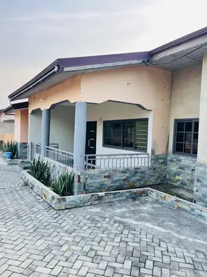 3bdrm Bungalow in Home Trust, Amasaman for sale