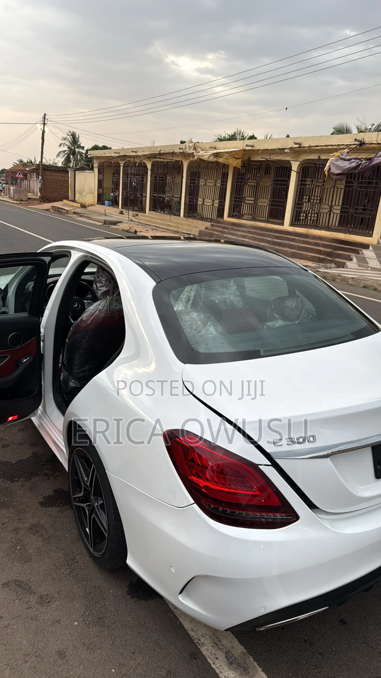 Mercedes-Benz C300 2020 White