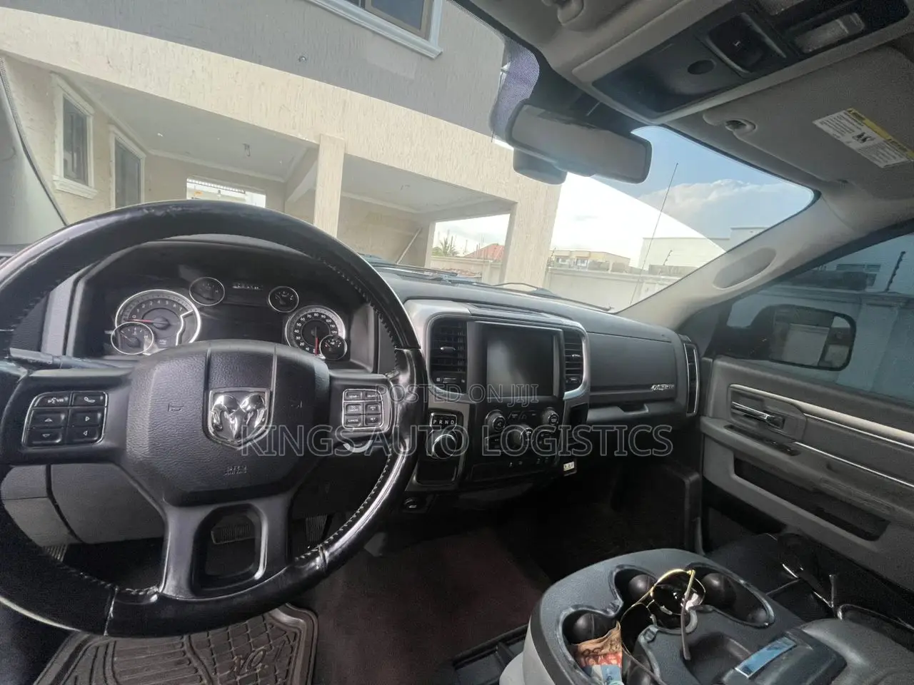 Dodge RAM 1500 5.7 Petrol RWD 2017 White