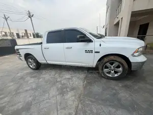 Dodge RAM 1500 5.7 Petrol RWD 2017 White