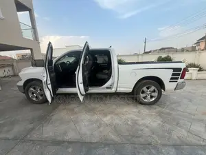 Dodge RAM 1500 5.7 Petrol RWD 2017 White