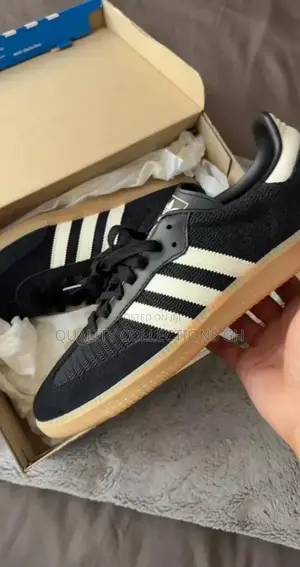 Adidas Easy Wear