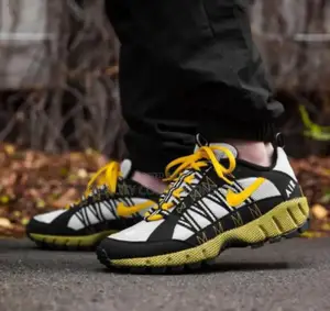 Nike Air Humara