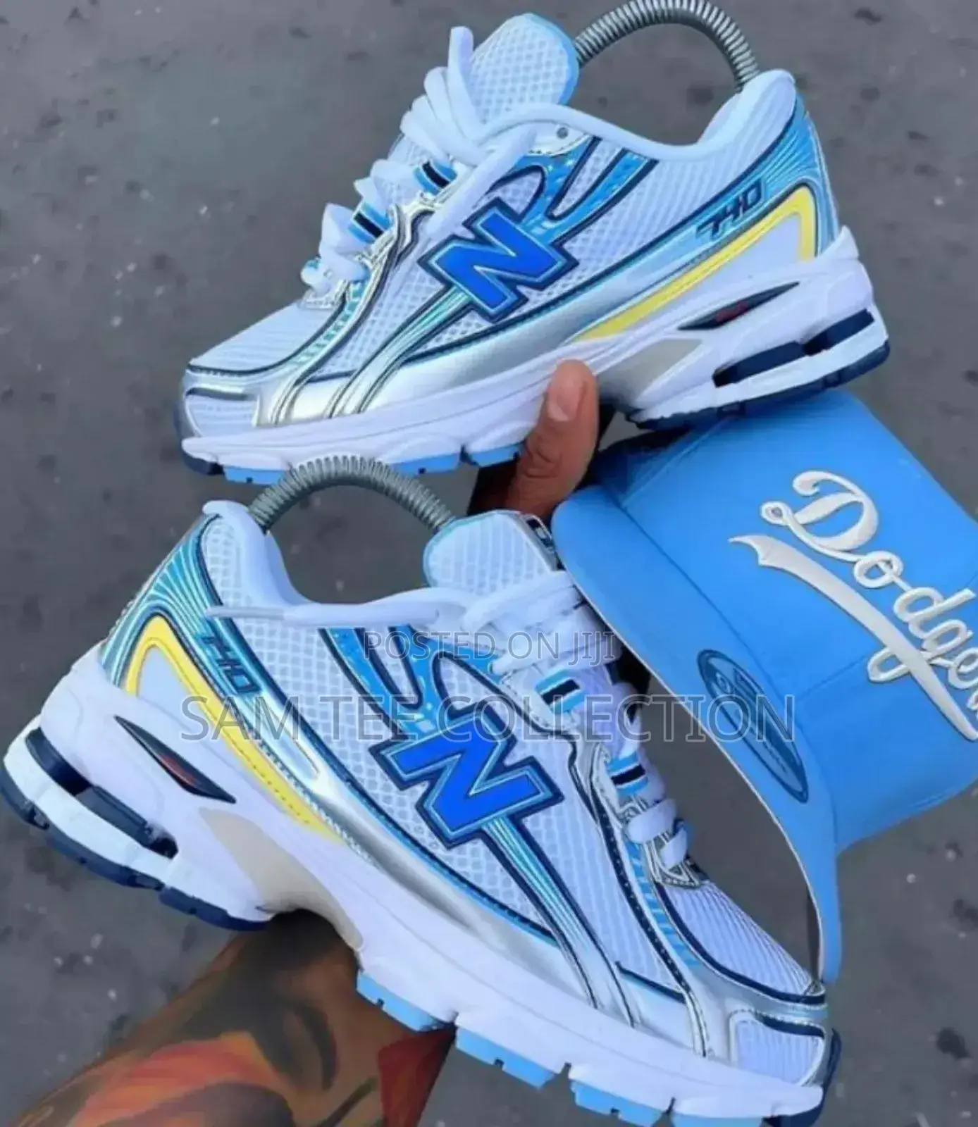 New Balance 740