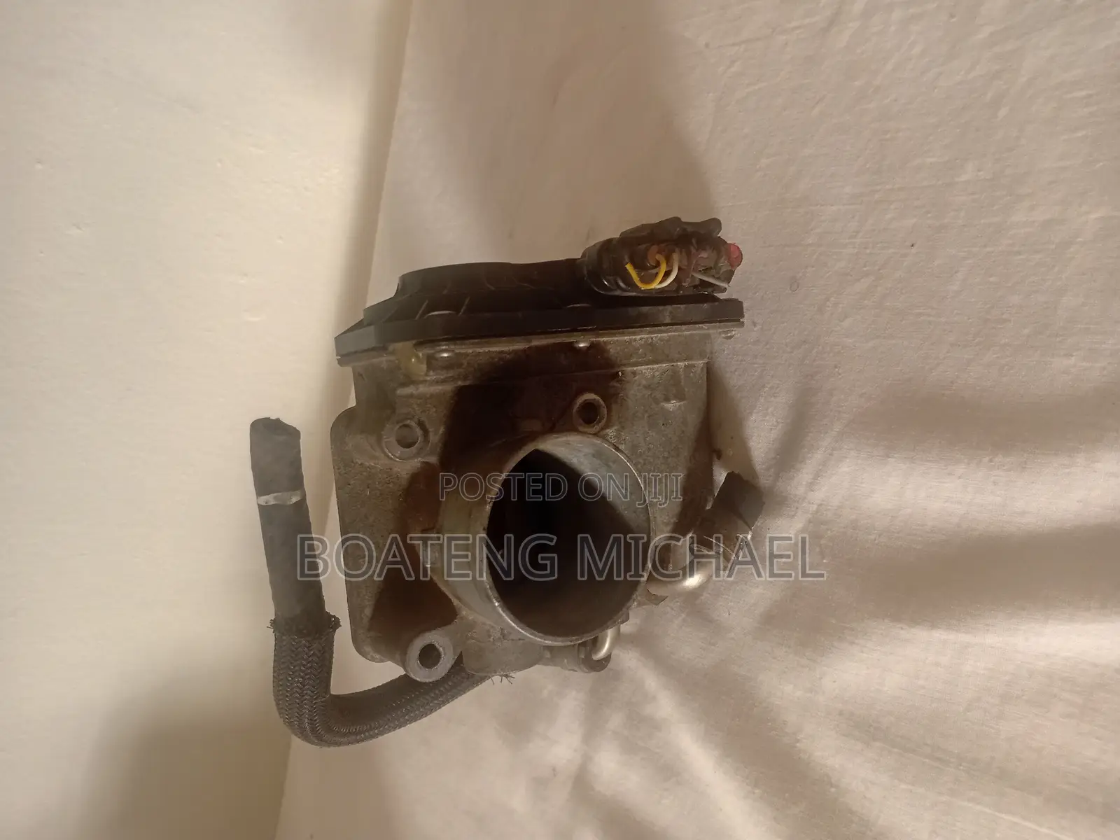 Home Used 2010 Yaris Throthel
