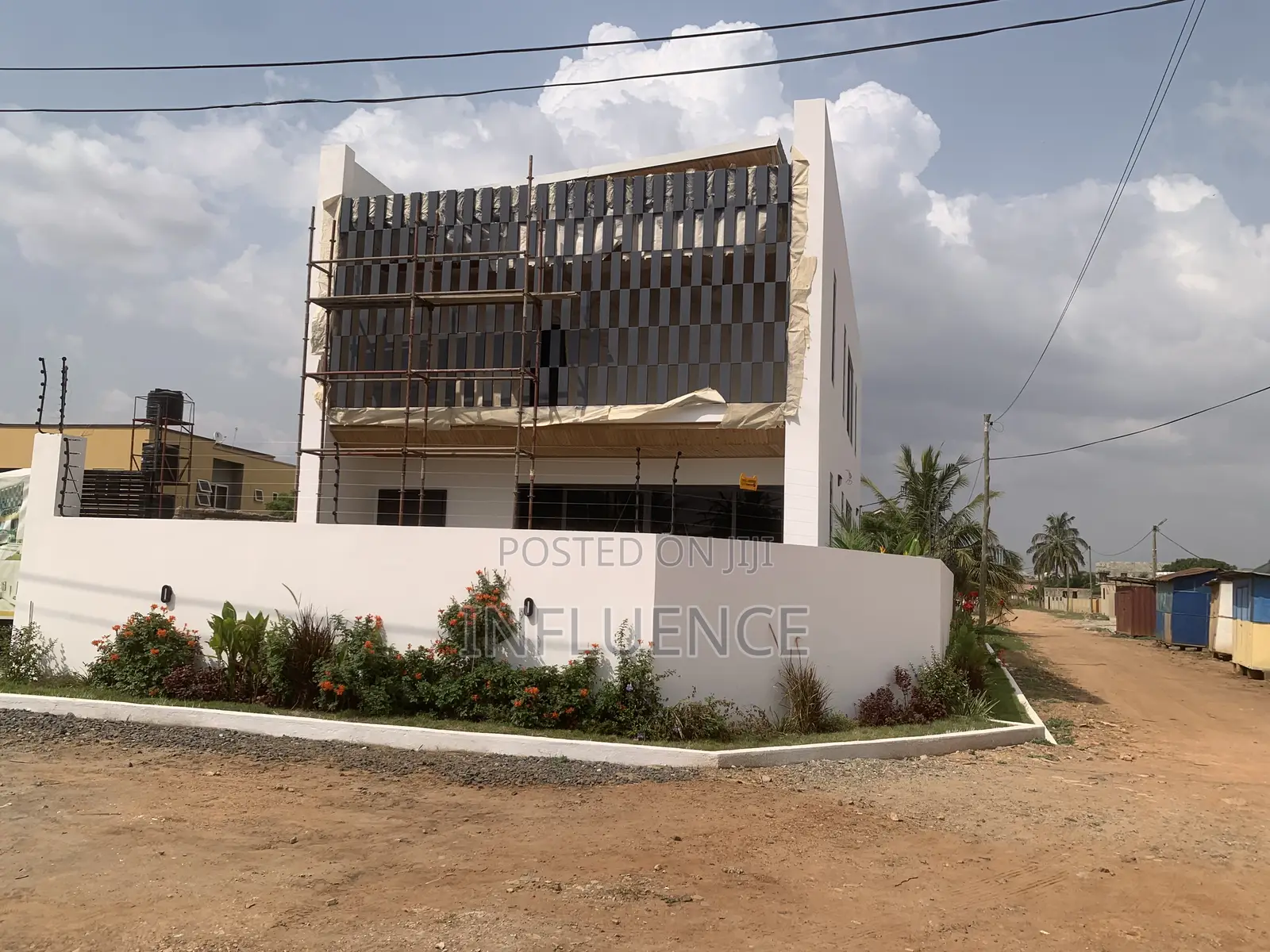 3bdrm House in Botwe, East Legon for sale