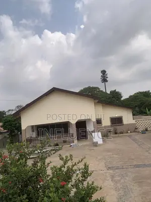 4bdrm House in Botwe, East Legon for sale