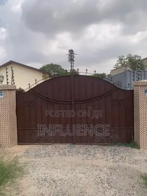 4bdrm House in Botwe, East Legon for sale