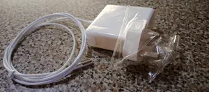 Macbook Pro Adapter 20v4.25 Magsafe1 85wat