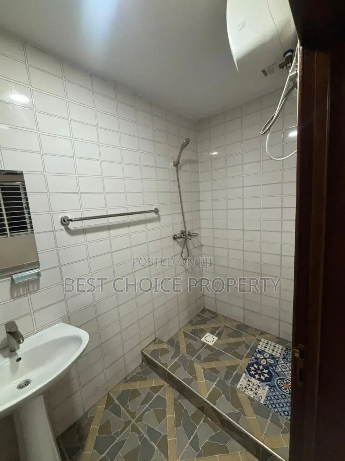 2bdrm Apartment in East Legon, Madina for rent