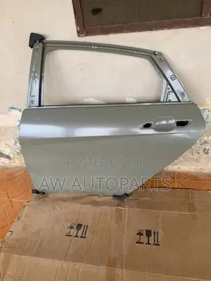 Hyundai Elantra 2021-2023 Doors