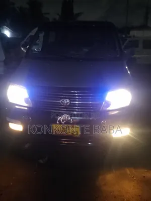 Toyota Grand HiAce 2015 Grey