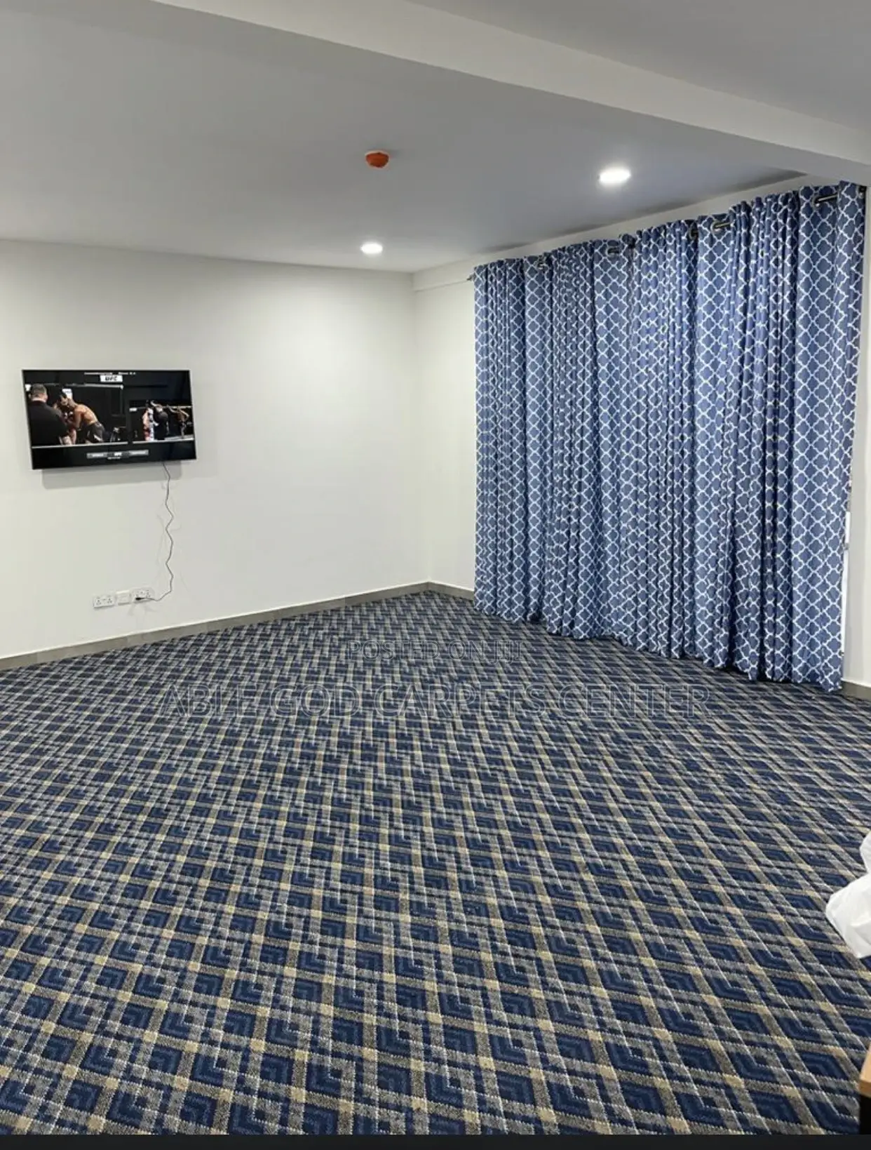 Quality Rugs and Woolen Carpet for Churches, Homes, Hotels and Offices