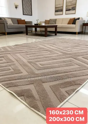 Beautiful Center Carpet – Luxury Comfort for Your Living Room 