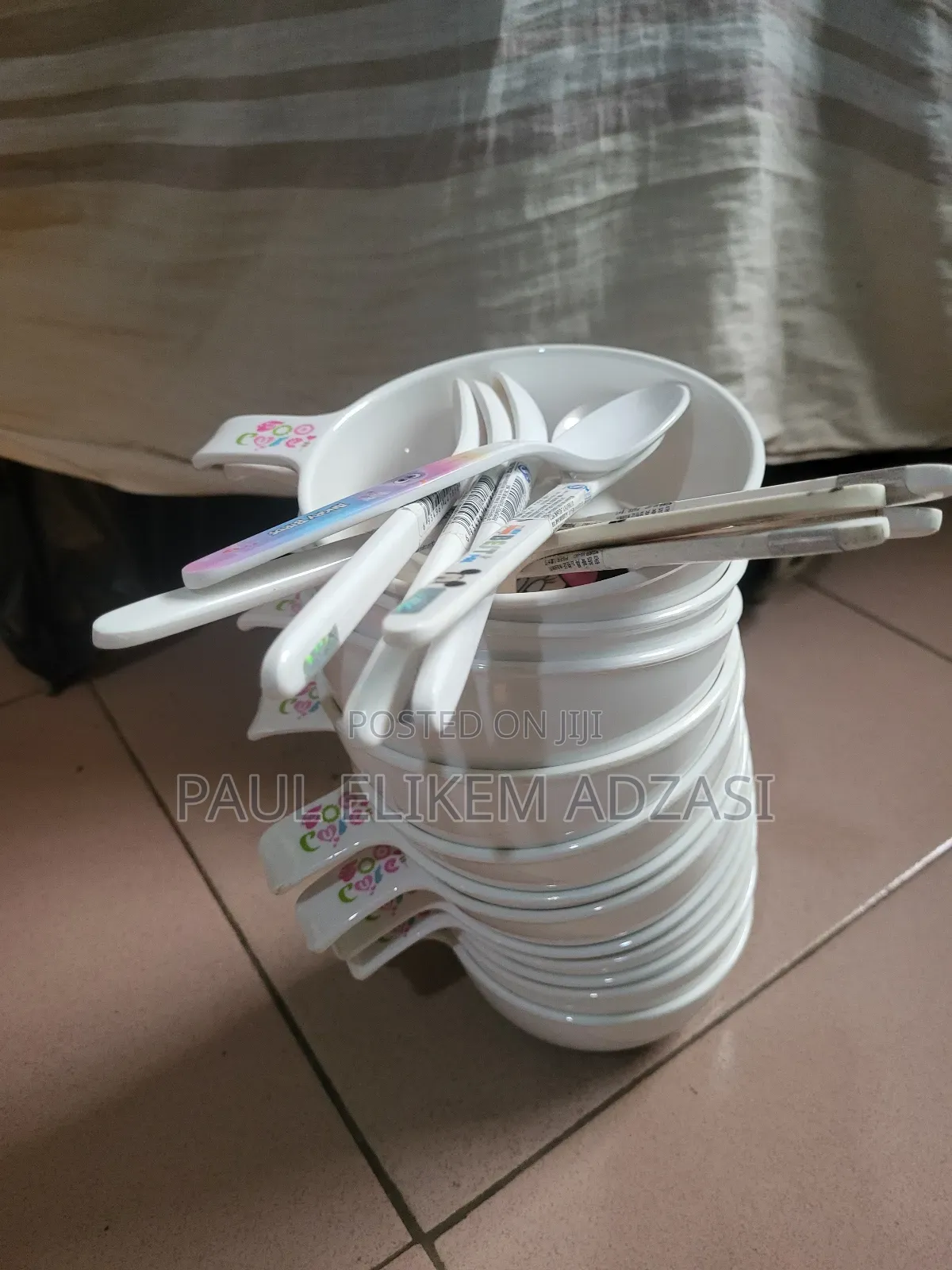Set Of Character-themed Kids' Feeding Bowls