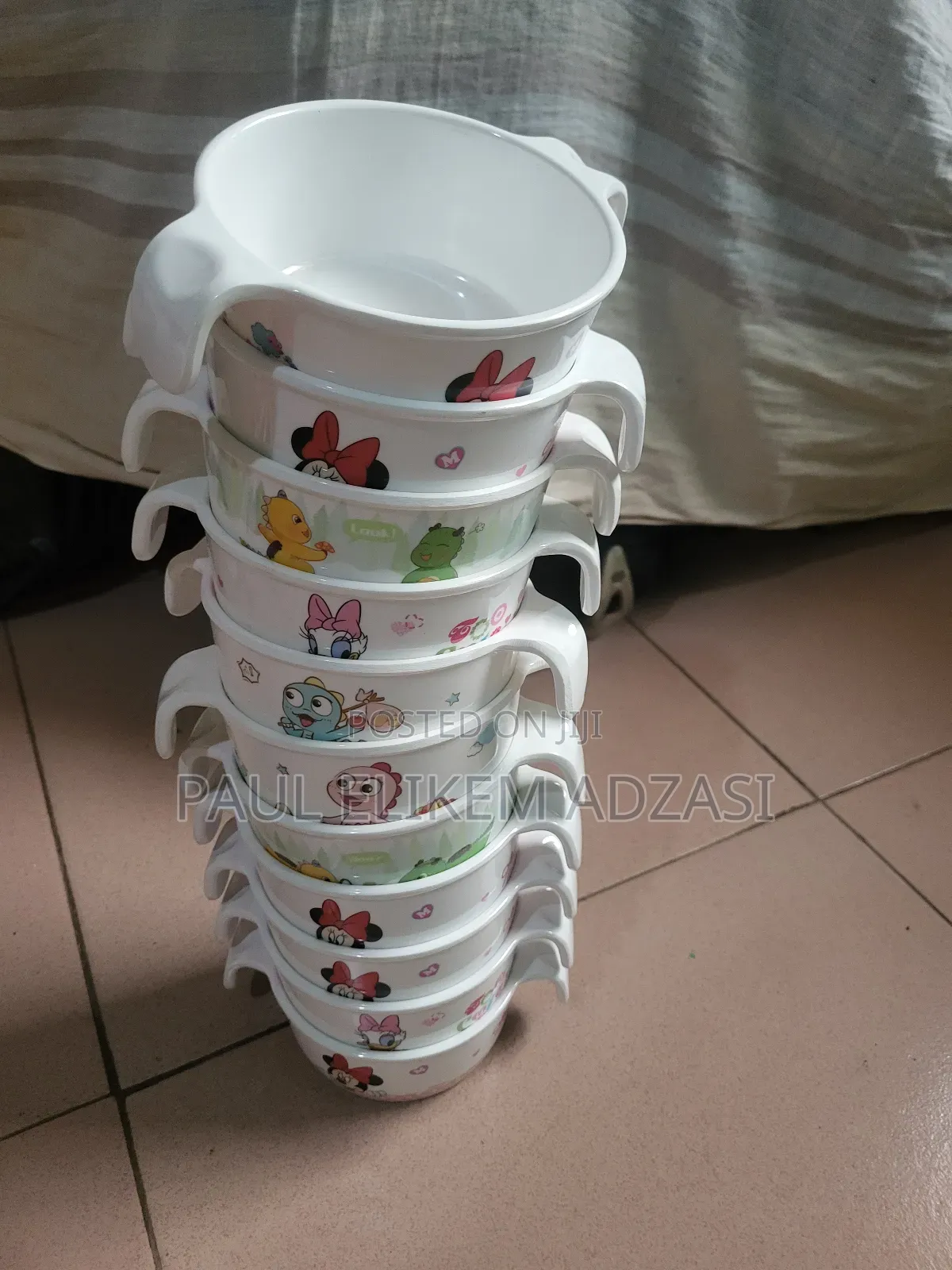 Set Of Character-themed Kids' Feeding Bowls