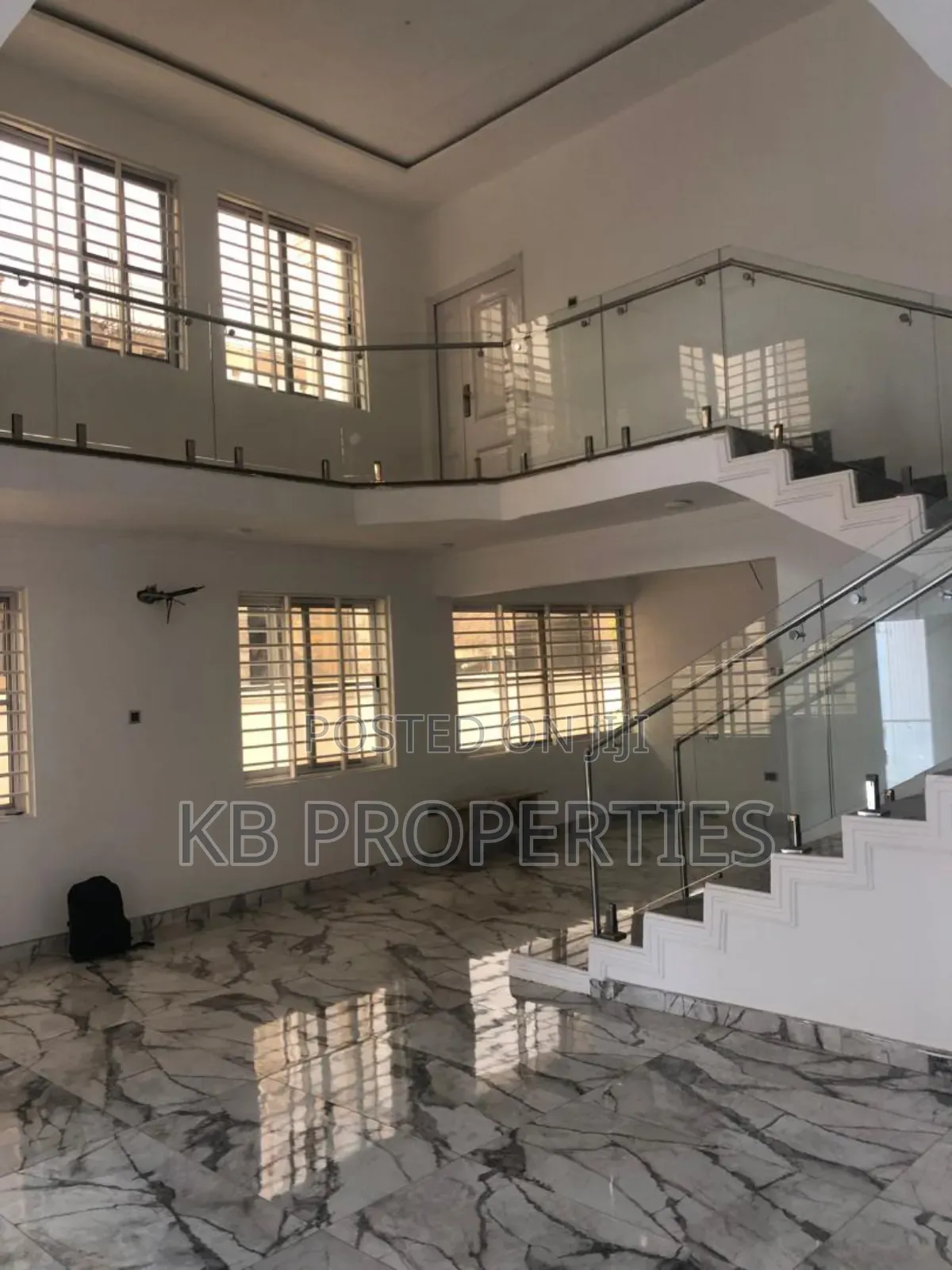 5bdrm Duplex in Kb Properties, Community 25 for rent