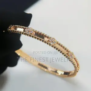Van Cleef Arpels Gold Bracelet