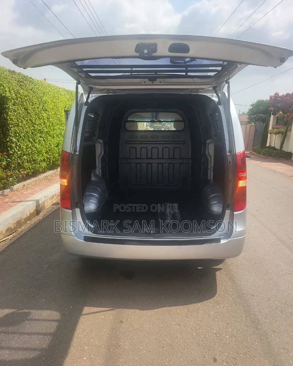Hyundai Starex 2015 Silver