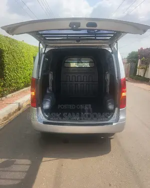 Hyundai Starex 2015 Silver