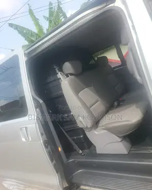 Hyundai Starex 2015 Silver