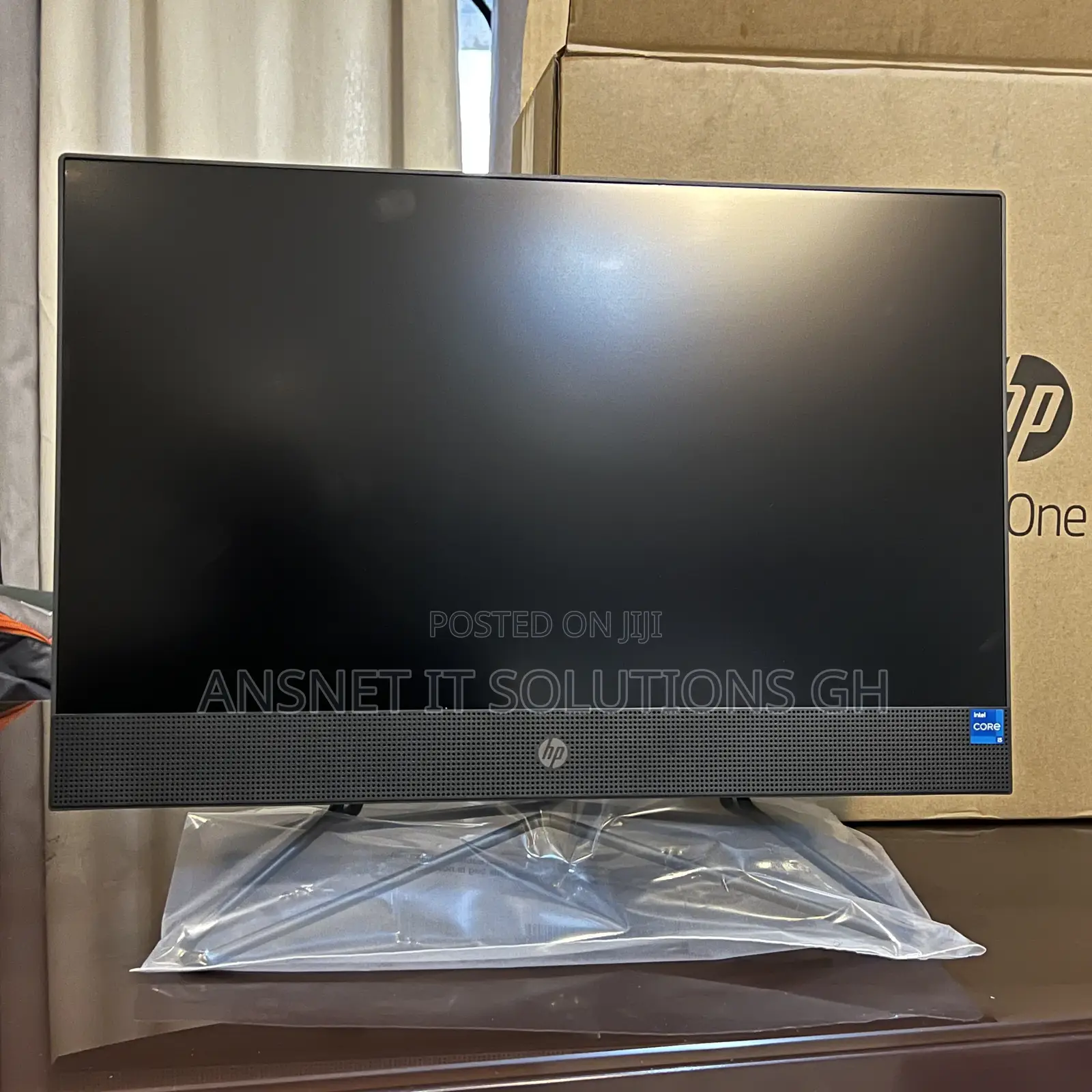 New Desktop Computer HP 200 G4 All-in-One 8GB Intel Core I5 SSD 512GB