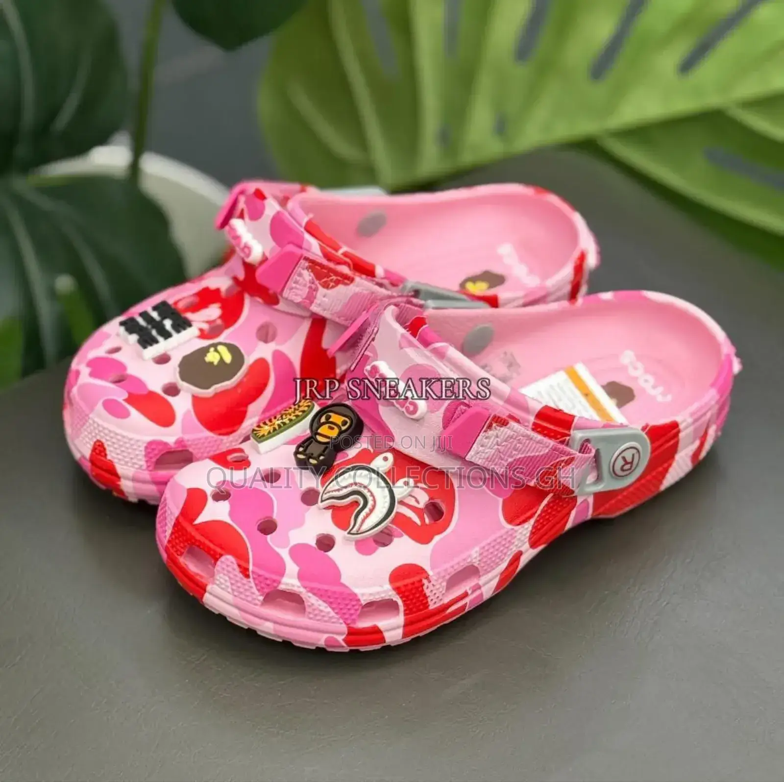 Girlie's Crocs