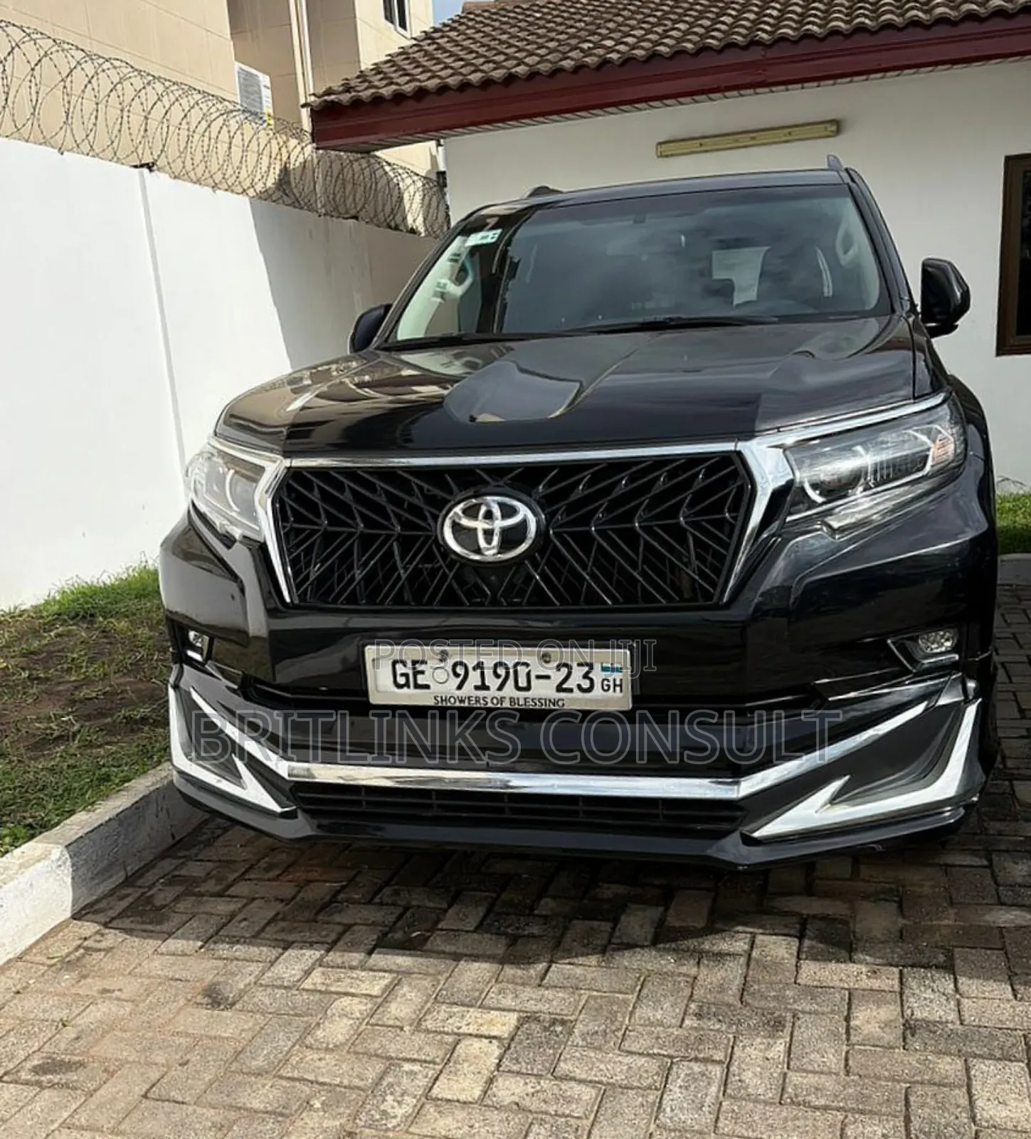 Executive Toyota Land Cruiser Prado Available for Rentals!