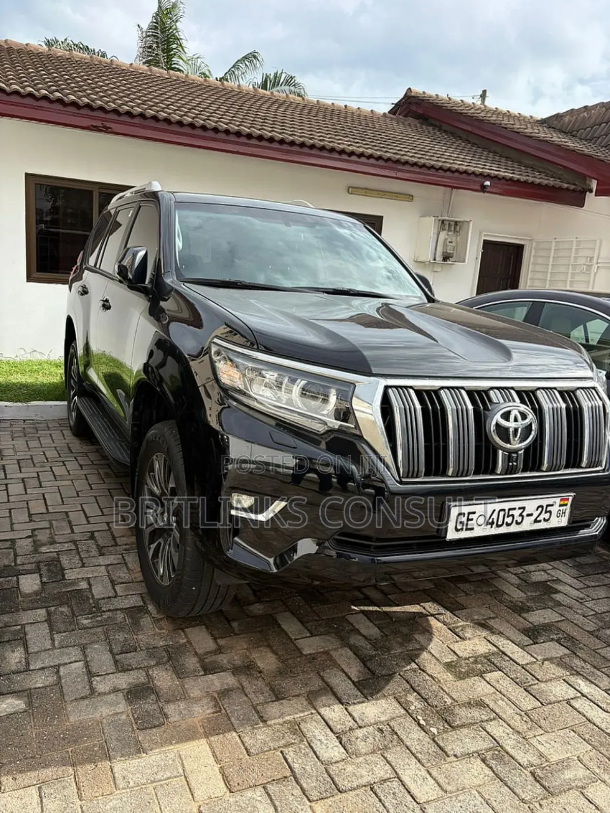 Executive Toyota Land Cruiser Prado Available for Rentals!