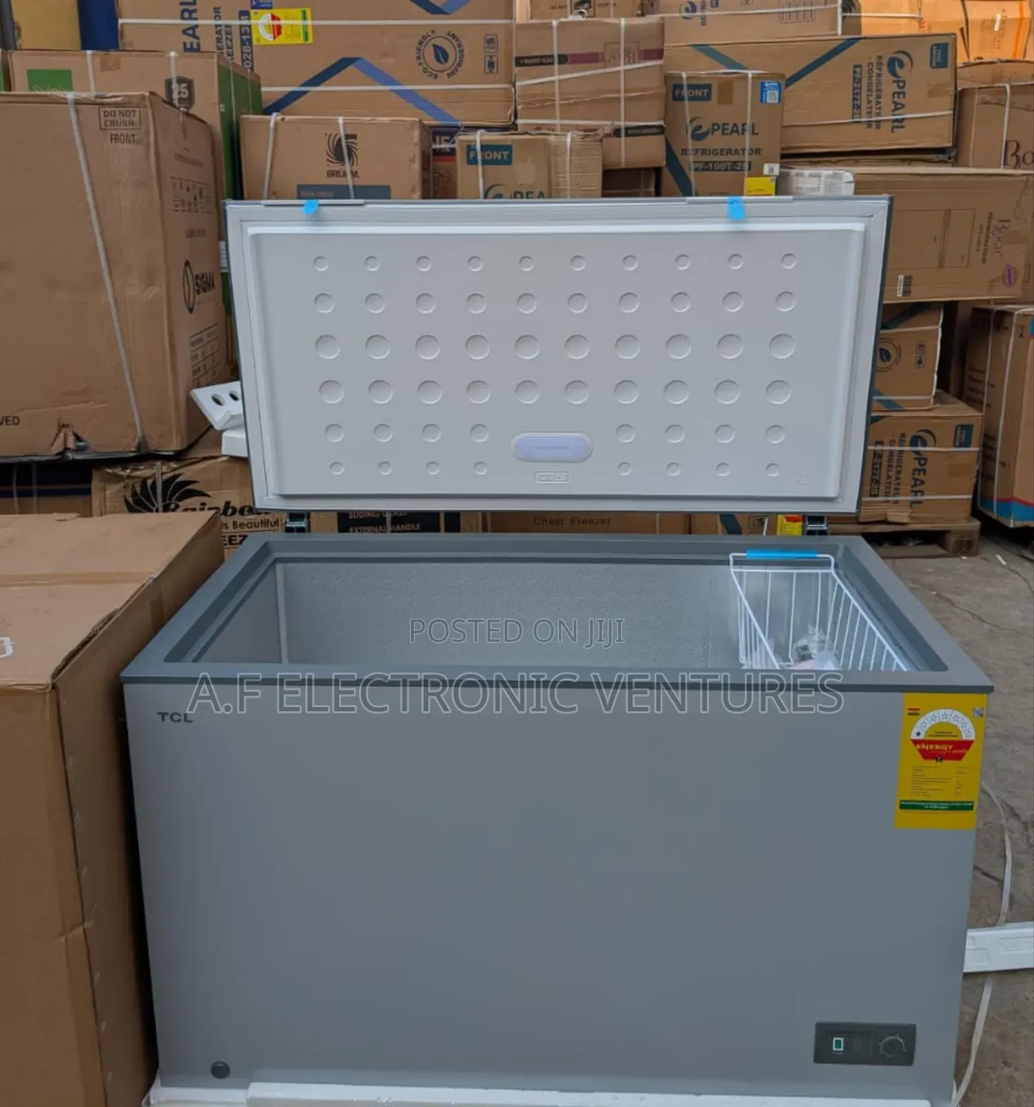 TCL 380-Litres Chest Freezer(F494cfsl)