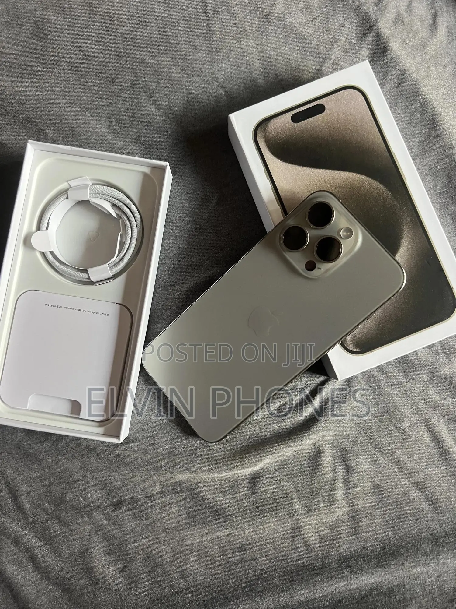 Apple iPhone 15 Pro Max 256 GB Silver