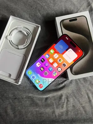 Apple iPhone 15 Pro Max 256 GB Silver