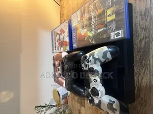 Ps4 Standard Jailbreak With Top Games and 3 Controllers, 2 Cd Games