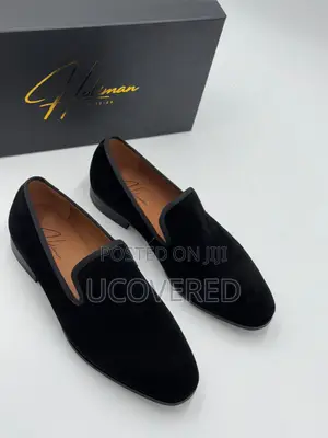 Holiman Suede All Black Classic Loafers
