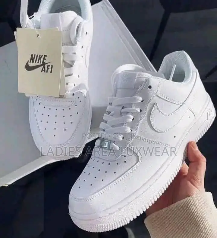 Nike Airforce 1 -All White (Original)