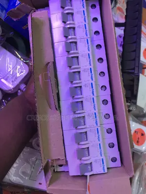 Hager 6way Main-Switch