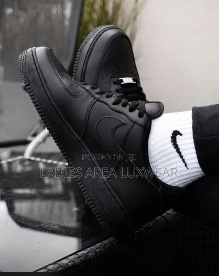 Nike Airforce 1 (Af1)- All Black In Box