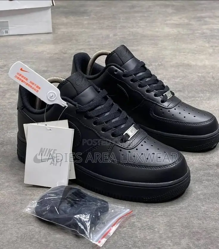 Nike Airforce 1 (Af1)- All Black In Box