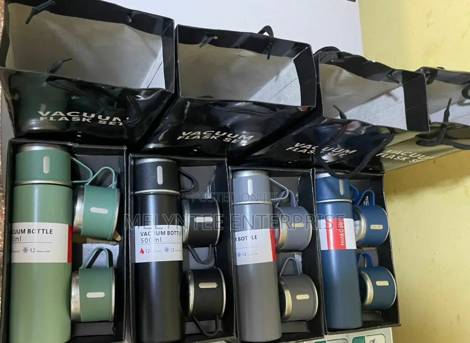 Gift Vacuum Flask for Souvenirs All Occasions