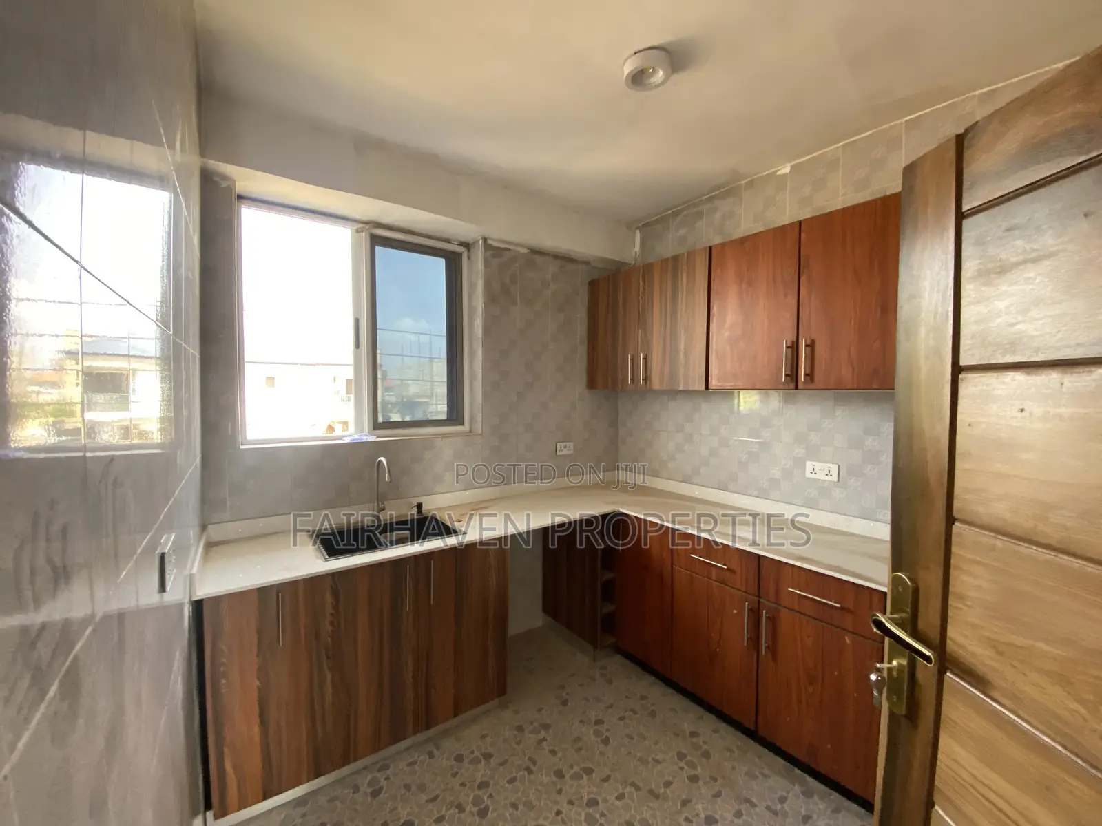2bdrm Apartment in Fairhaven, Tseaddo for rent