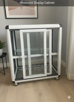 Show Glass