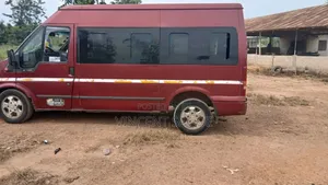 Ford Transit 2010 Red