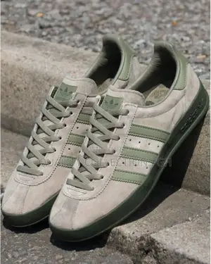 Adidas Broomfield