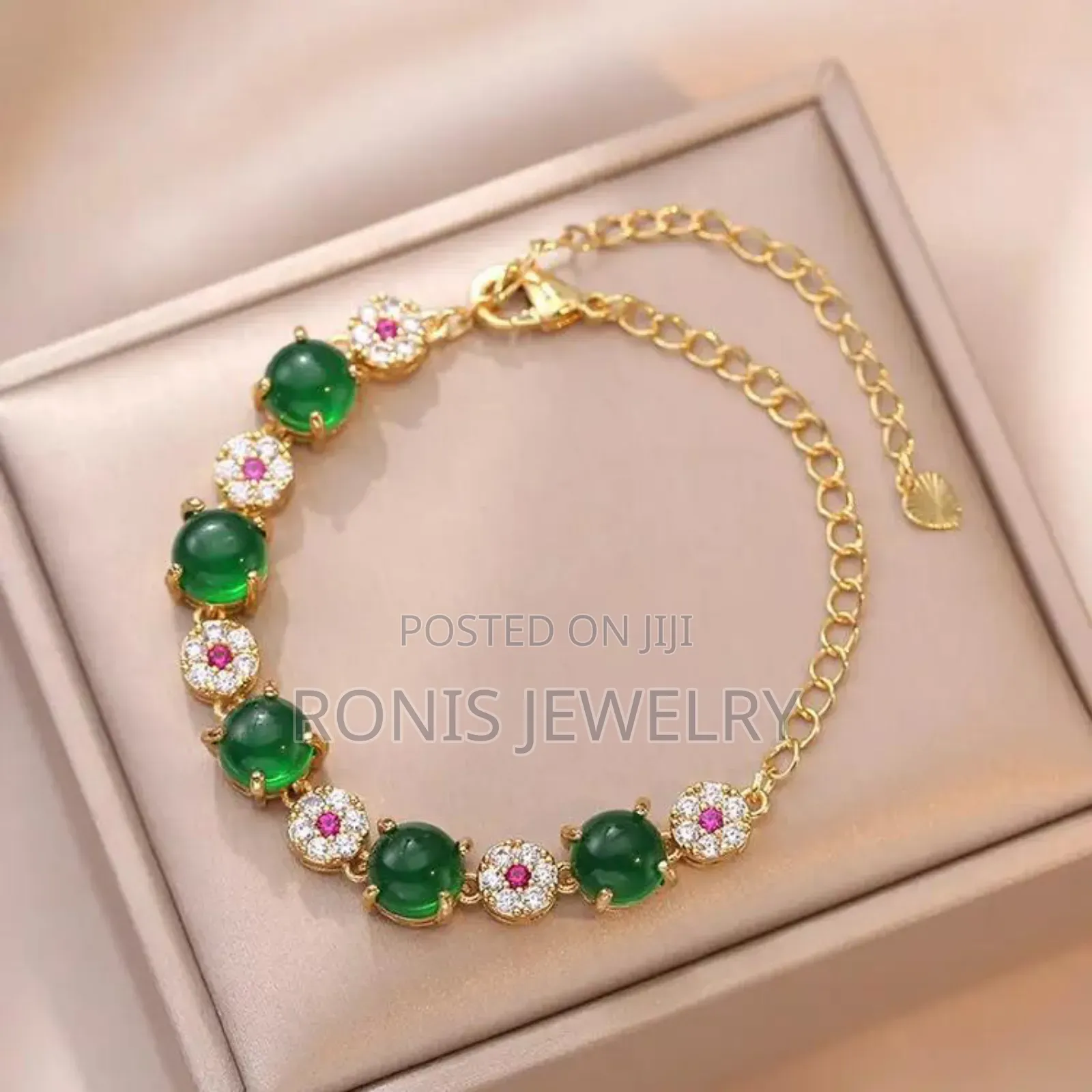 Spinning Flower Top Bracelet