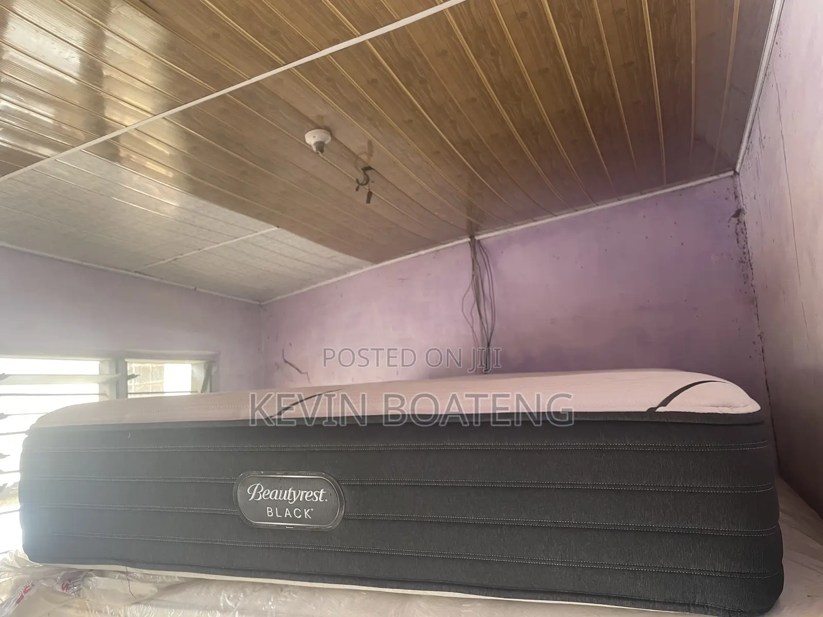 Beautyrest Black Memory Foam Beds(Queen) 60x80 14inches