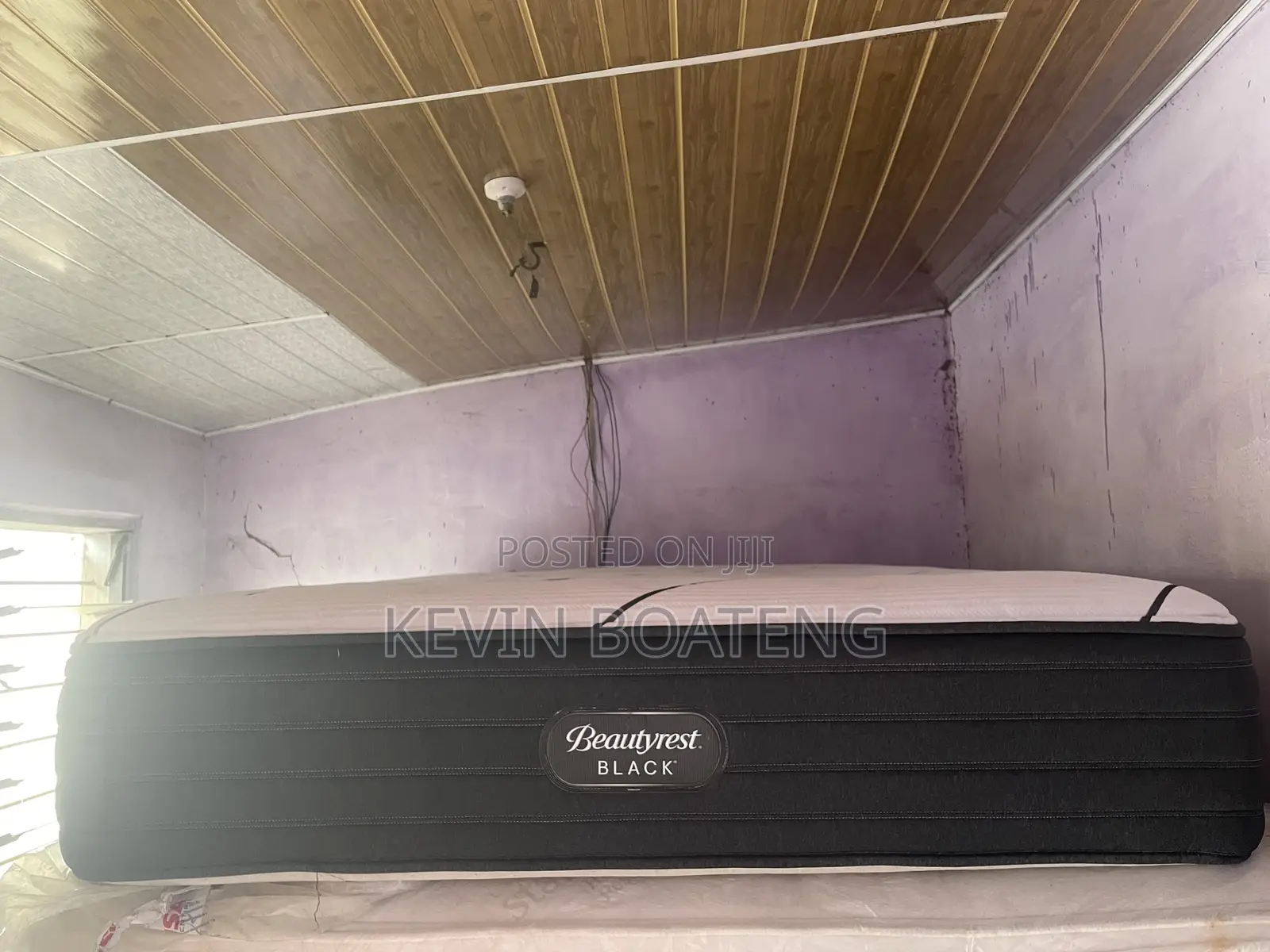 Beautyrest Black Memory Foam Beds(Queen) 60x80 14inches