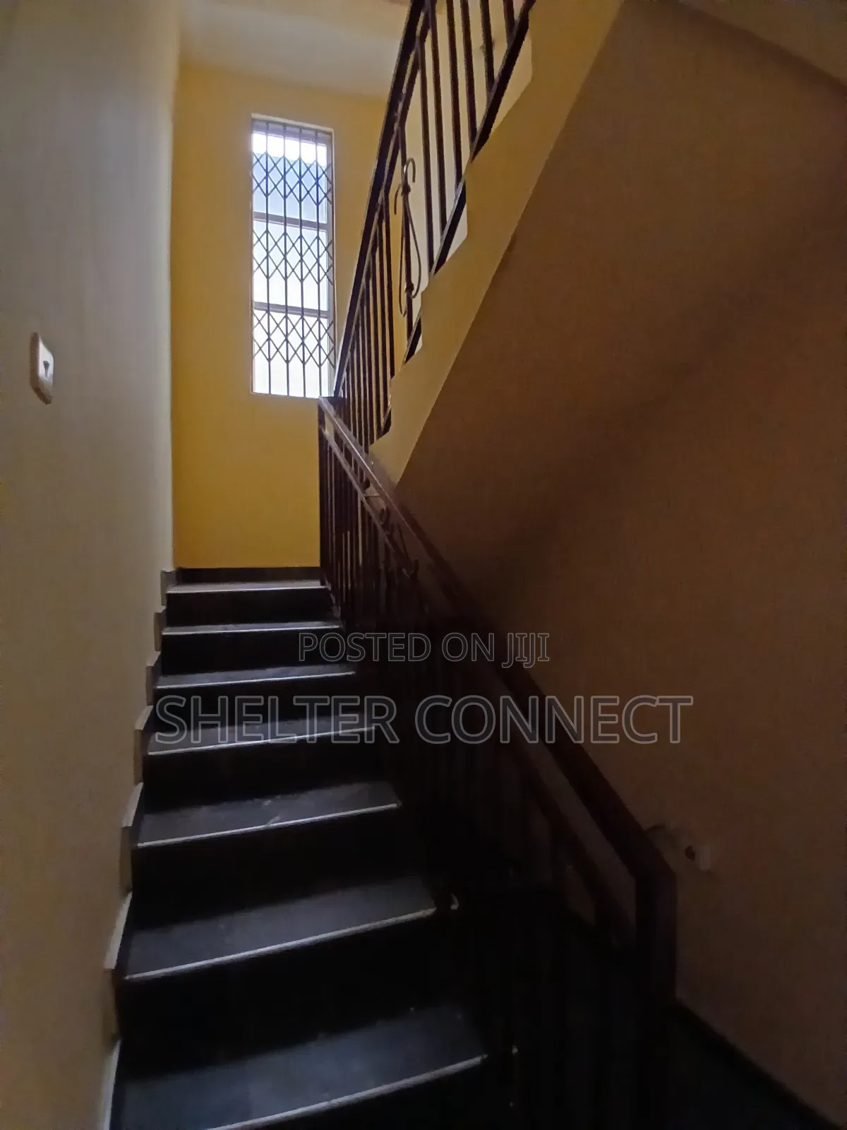 3bdrm Duplex in Teiman, Oyarifa for rent