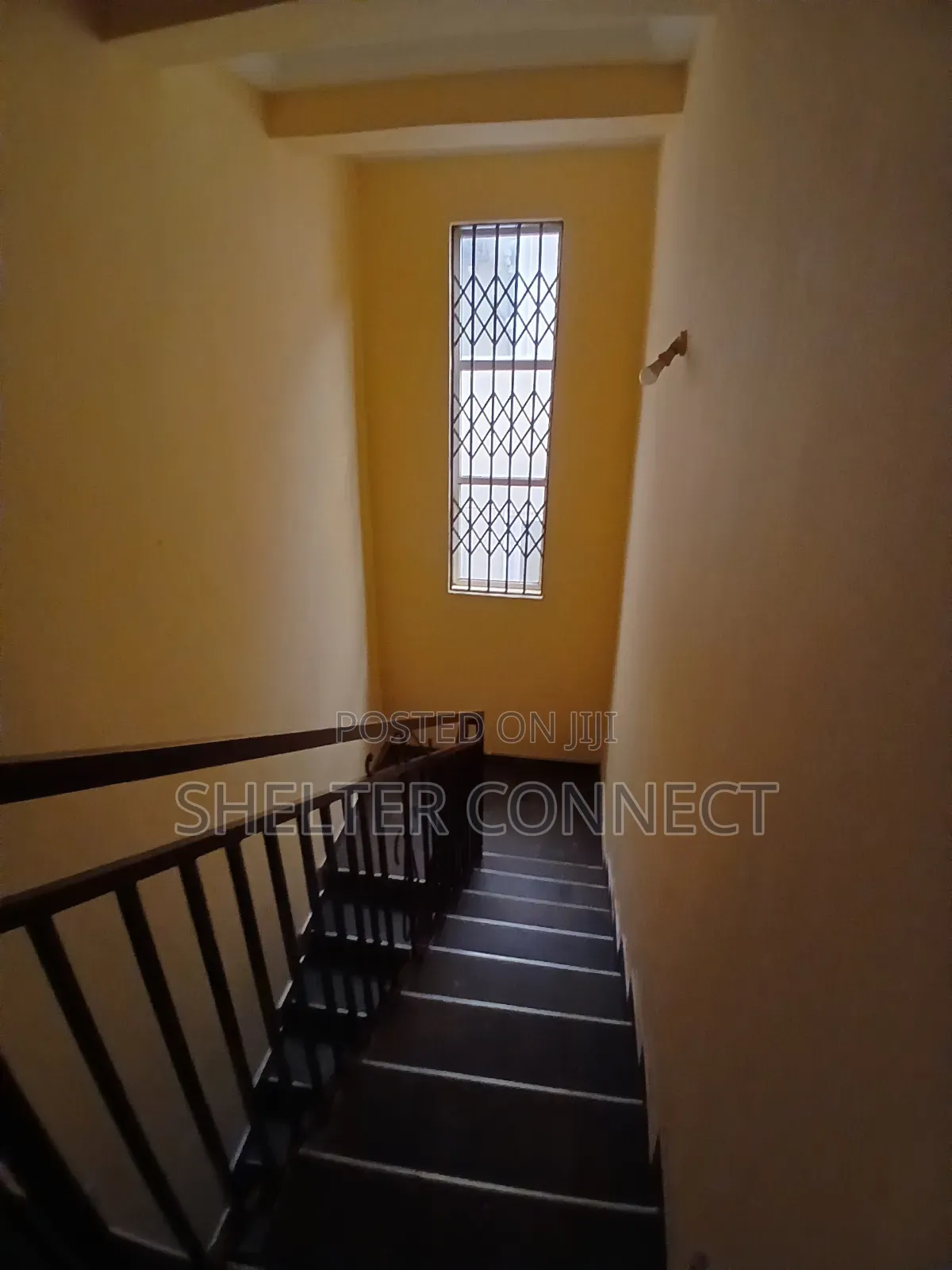 3bdrm Duplex in Teiman, Oyarifa for rent